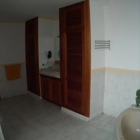 Ribera De Cortes Nazaret