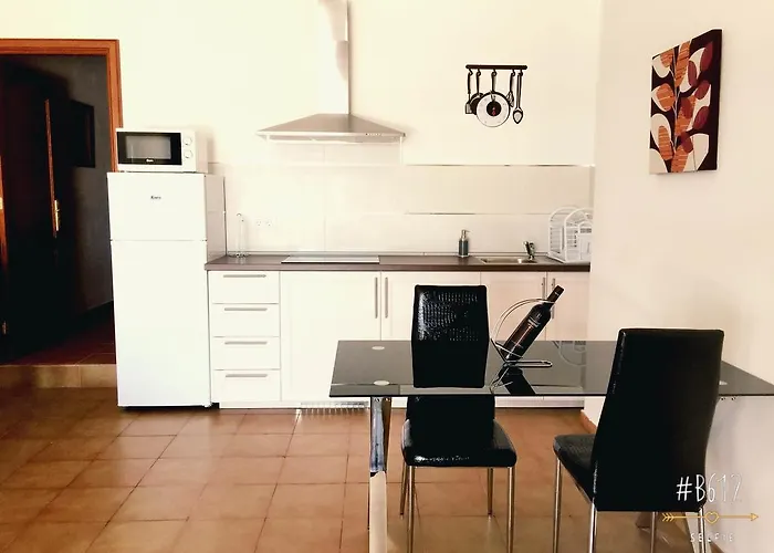 Ribera De Cortes * Nazaret