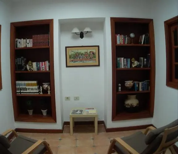 Villa Ribera De Cortes