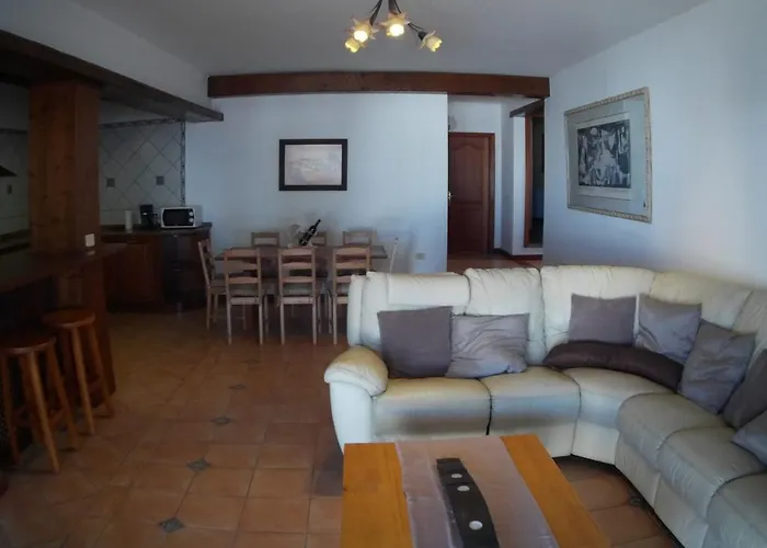 Villa Ribera De Cortes