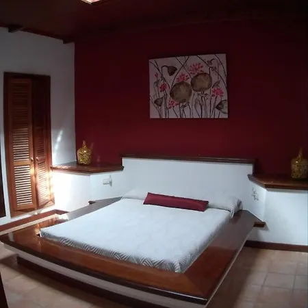 Villa Ribera De Cortes