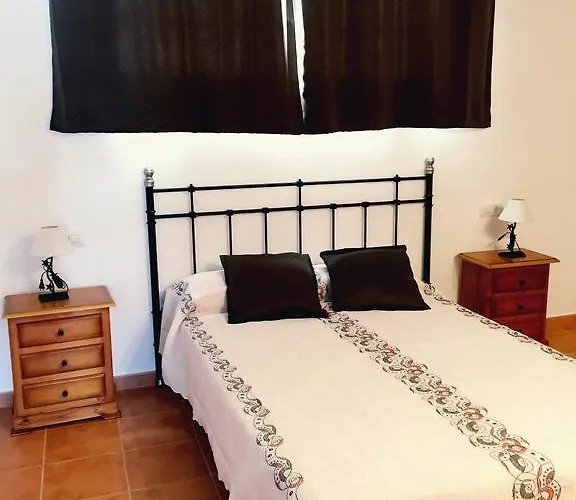 Ribera De Cortes וילה *