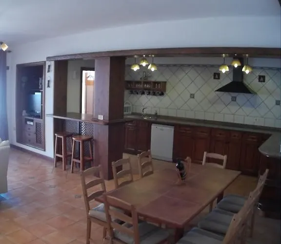 וילה Ribera De Cortes *